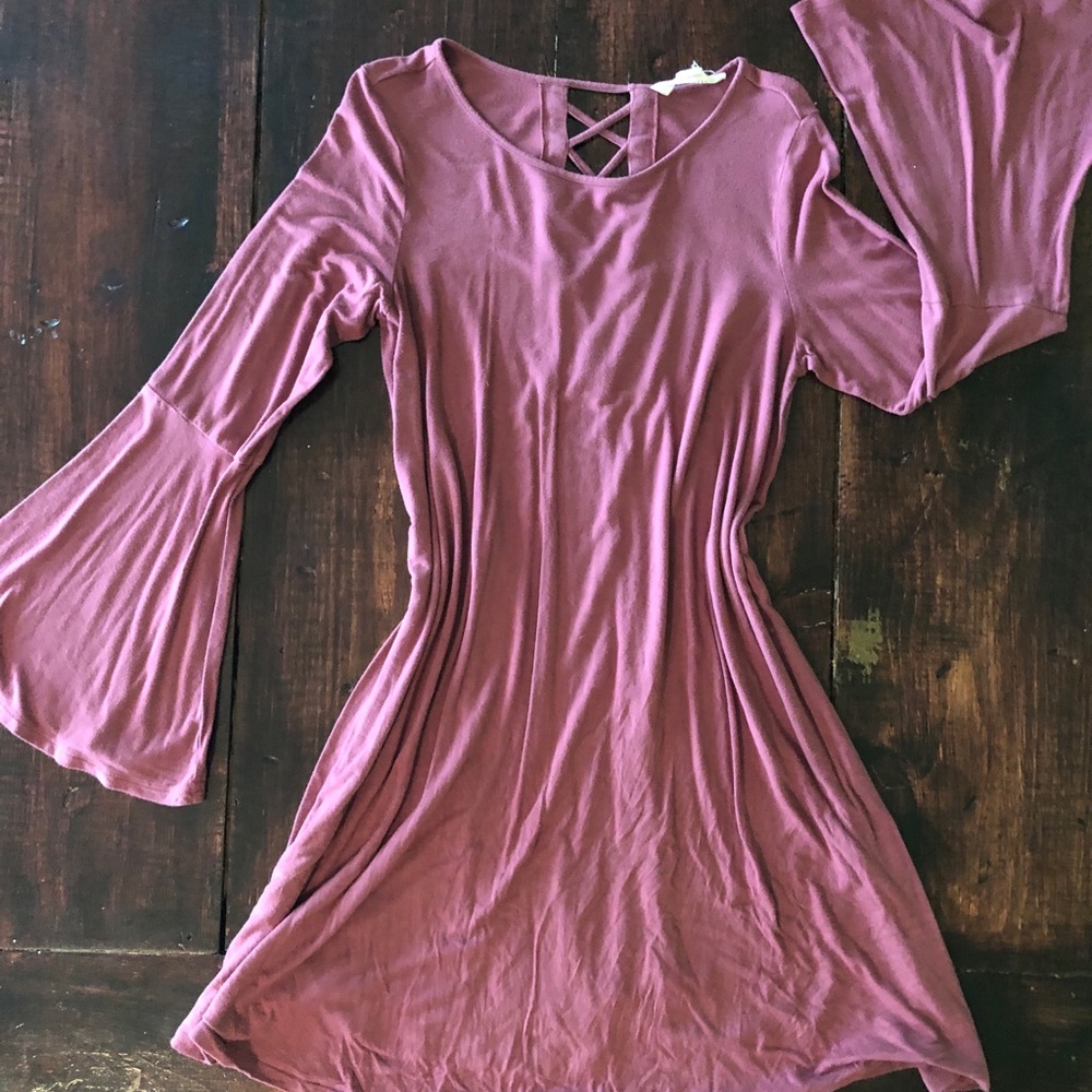Bell sleeved dress